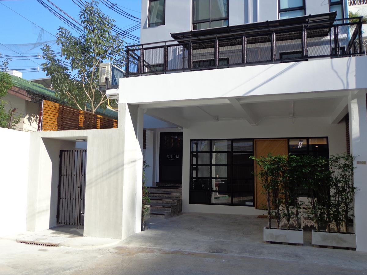 Silom Studios Bangkok Exterior photo